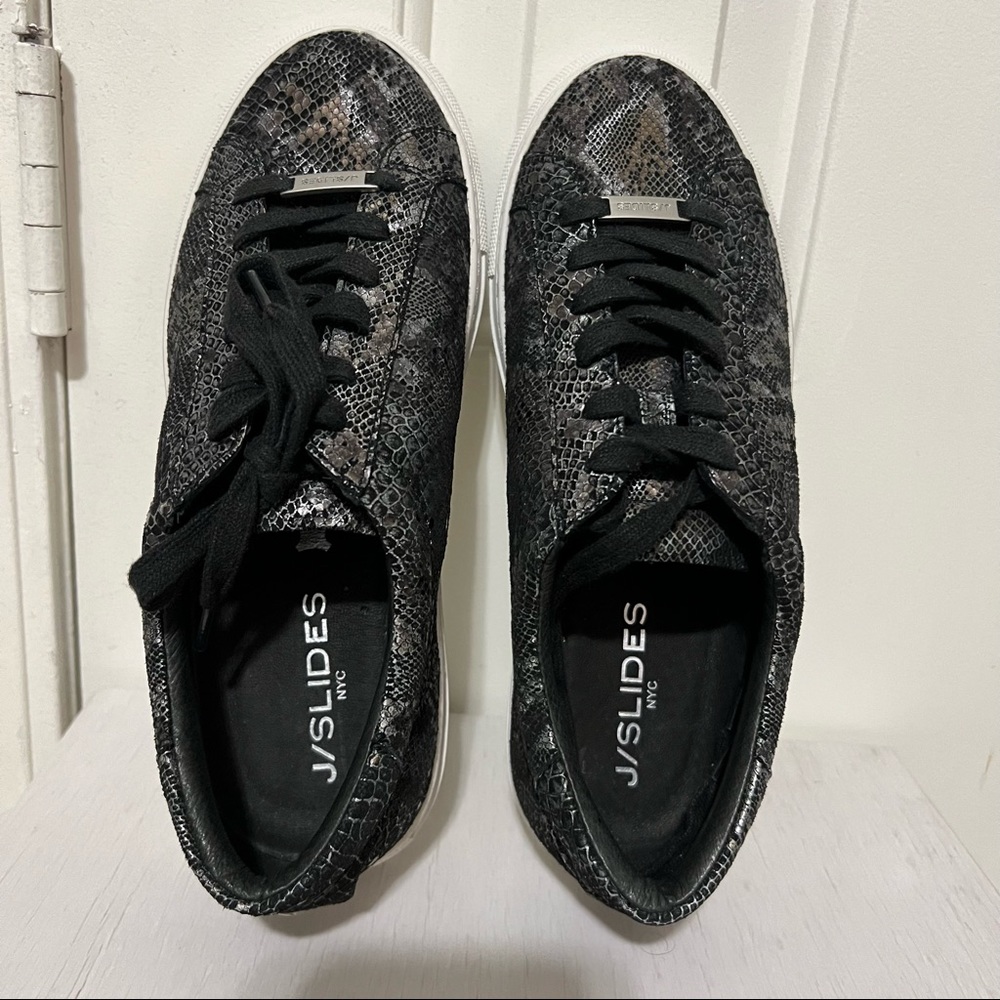 LAST CHANCE ⚫️ NWOT J/SLIDES 6.5 Metallic Sneakers ⚫️ - Picture 6 of 6